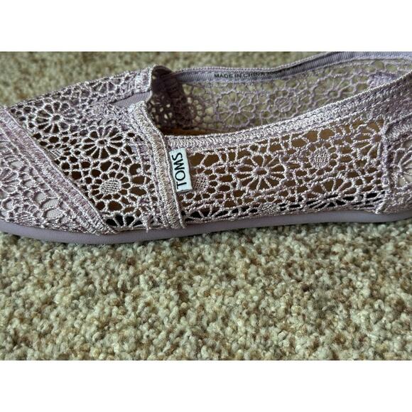 TOMS Women's Light Pink crochet espadrille slip on shoes, size 9 - Picture 8 of 10